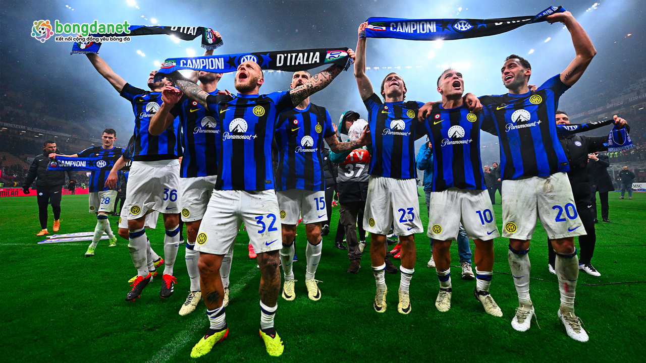 Màu áo thi đấu và biểu tượng logo của Inter Milan