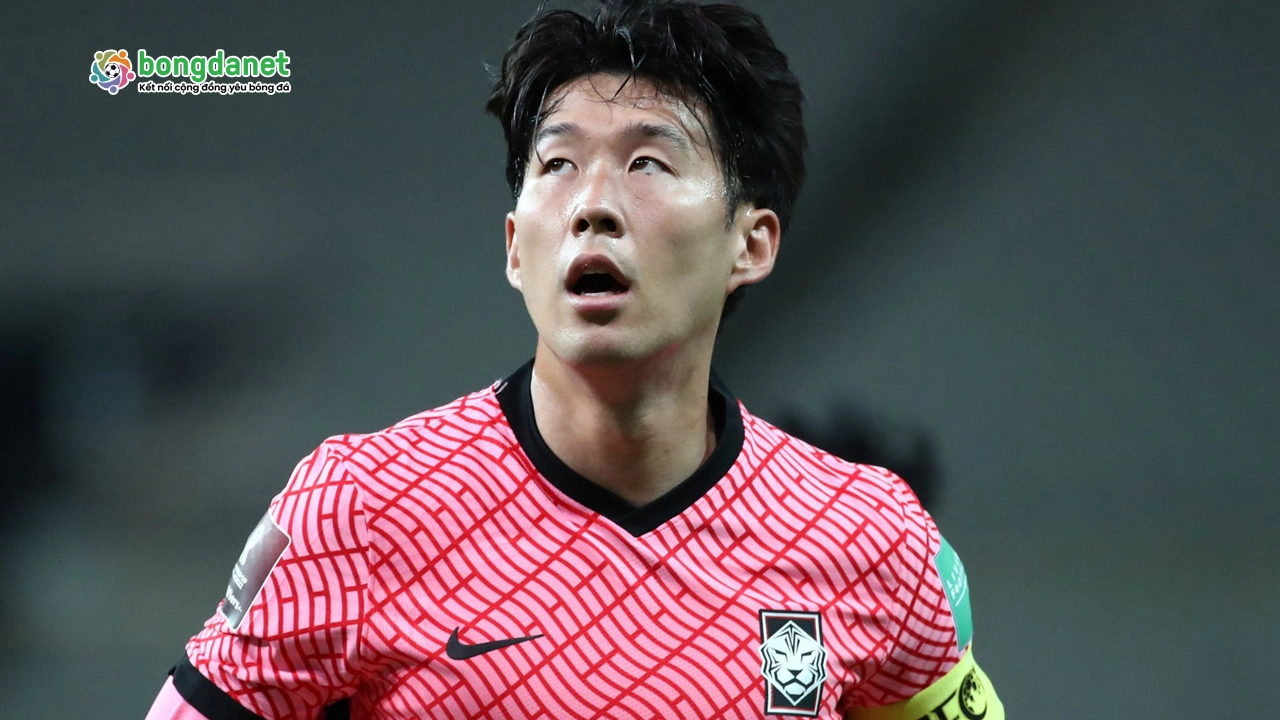 Sự nghiệp tỏa sáng khi đầu quân cho Tottenham Hotspur